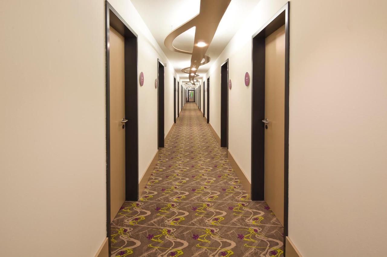 Hotel Explorer 3*